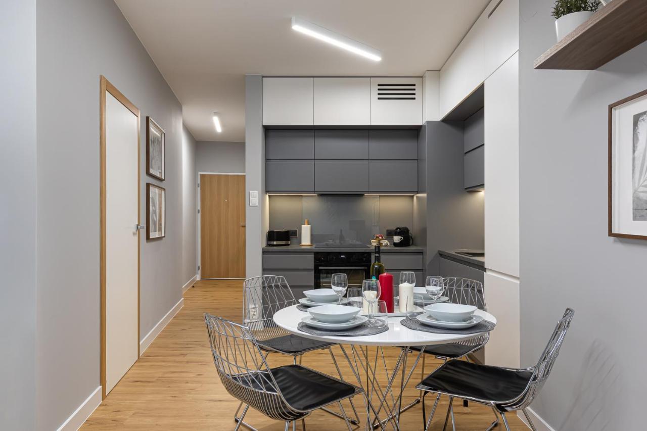 Ecru Luxurious Apartment In Port Praski With Balcony Wwa35 وارسو المظهر الخارجي الصورة